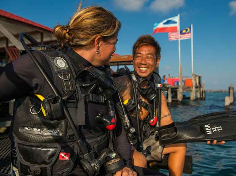 scuba junkie equipment