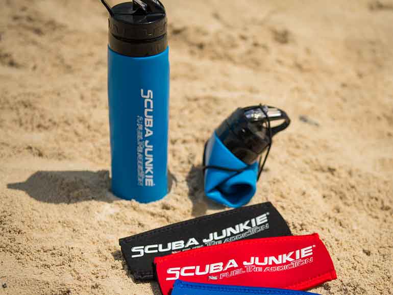scuba junkie water bottle
